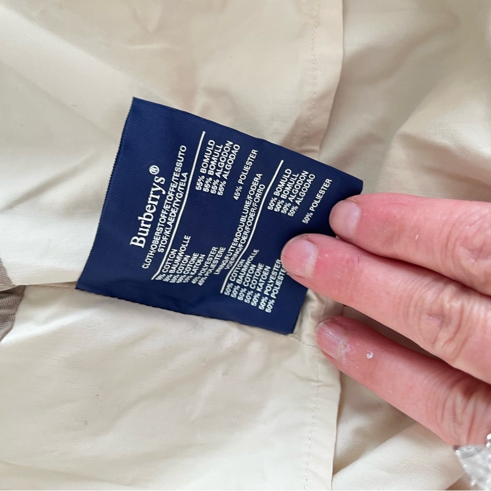 Burberry's Classic Check Pattern lined Trench - image 3